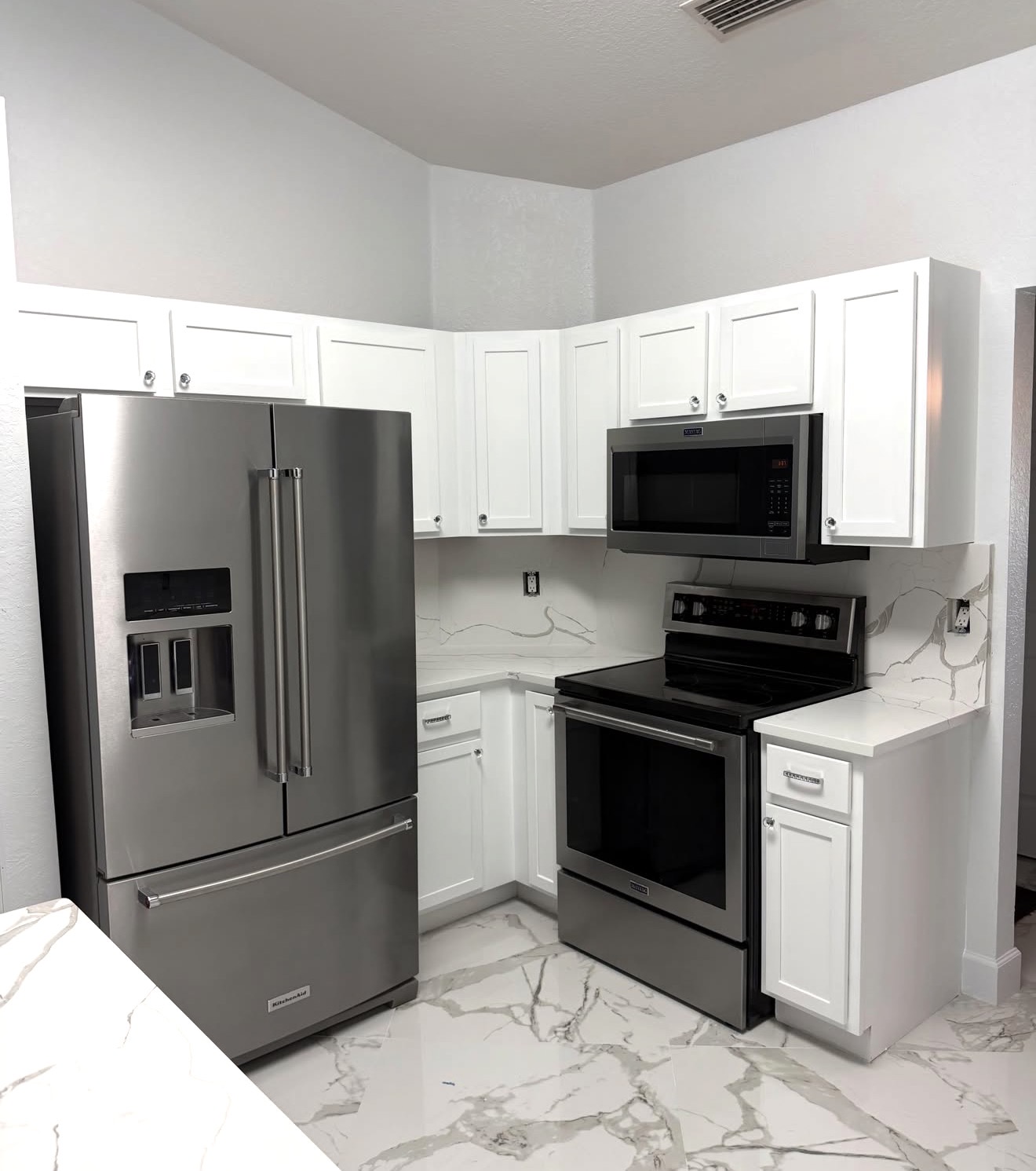 Corner range wall refinished — after